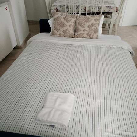 Petit Sagasta Apartamentos-Sagasta セビリア エクステリア 写真
