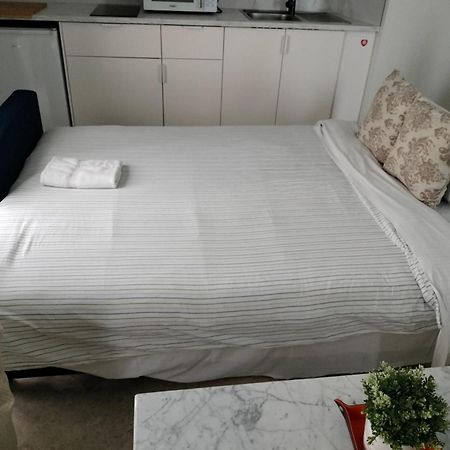 Petit Sagasta Apartamentos-Sagasta セビリア エクステリア 写真