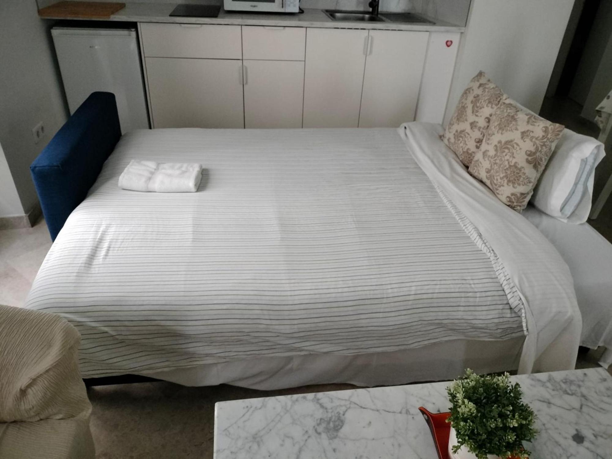 Petit Sagasta Apartamentos-Sagasta セビリア エクステリア 写真